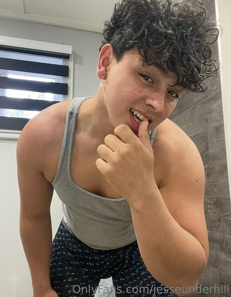 jesseunderhill free model gallery