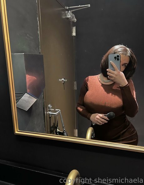 sheismichaela model high quality picture