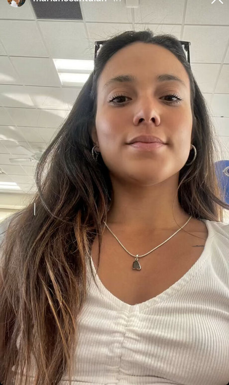 Mariane Sakay model free images