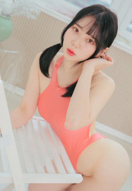 Myu A pretty model gallery