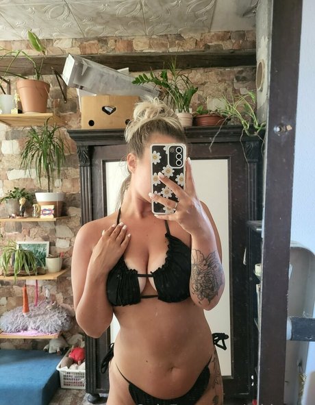 midgetto porn star picture