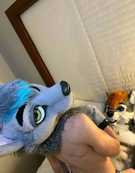 naughty wolves adult model galleries