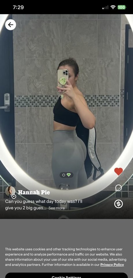 Shortypie model exclusive image