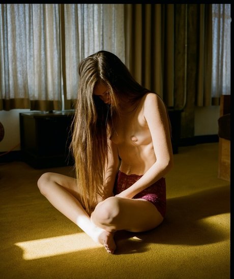 Maggie White pornstar photos