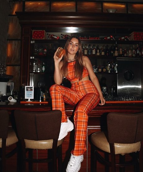 Effy Palarya pretty star picture