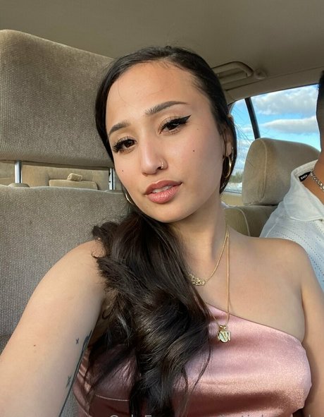 hotinlejungle model high quality archive