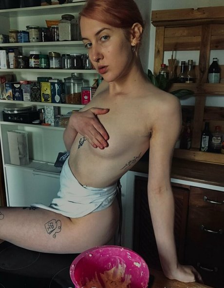 nachtschwarm erotic model pic