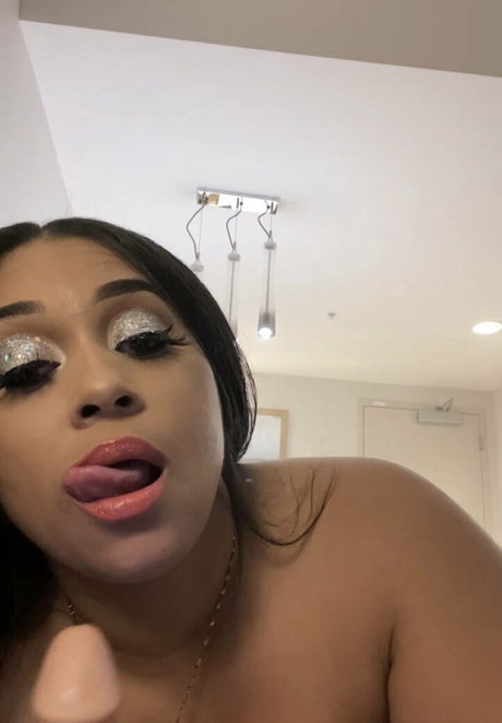 teampinky porn actress image