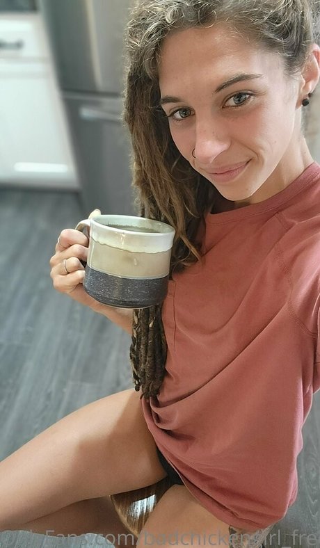 badchickengirl free exclusive model picture