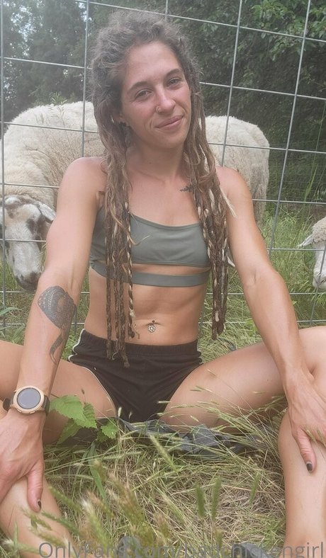 BadChickenGirl pretty pornstar pictures