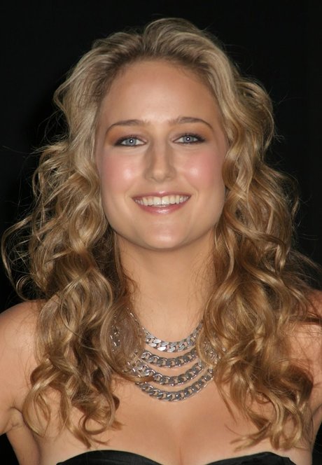Leelee Sobieski Profile pic