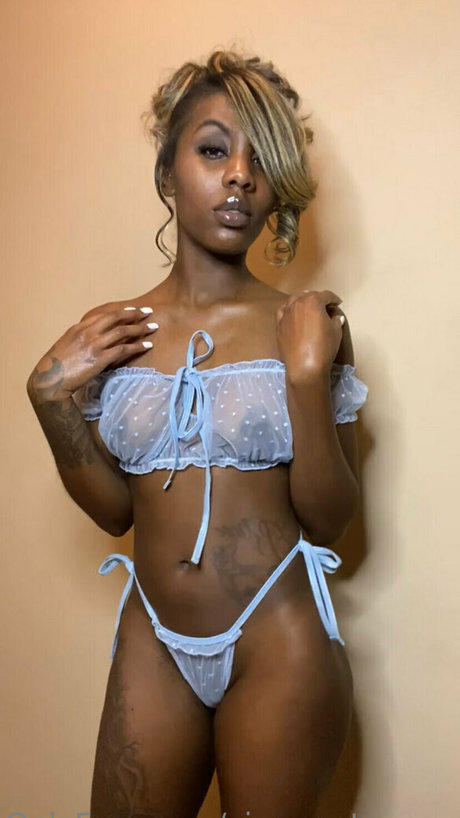 vipsweetonyxx pornstar sexy galleries