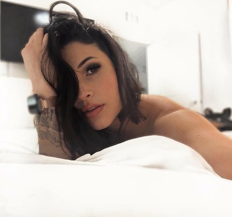 hales adult star pictures