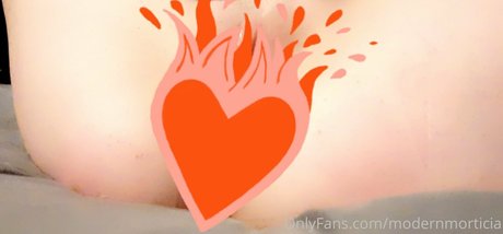 modernmorticia naked pornstar photo