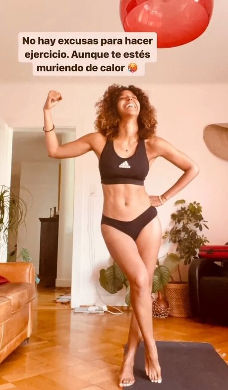 hairy ebony onlyfans naked galleries