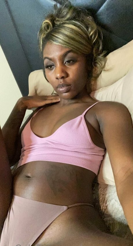 onyxxxxxx art model picture