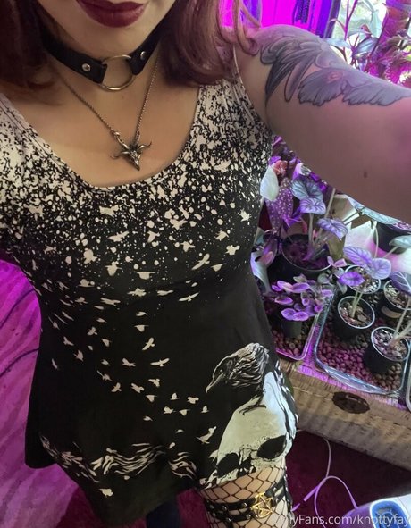 knottyfay pornstar erotic pic