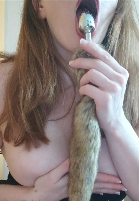 pequeydemonio sex model pictures