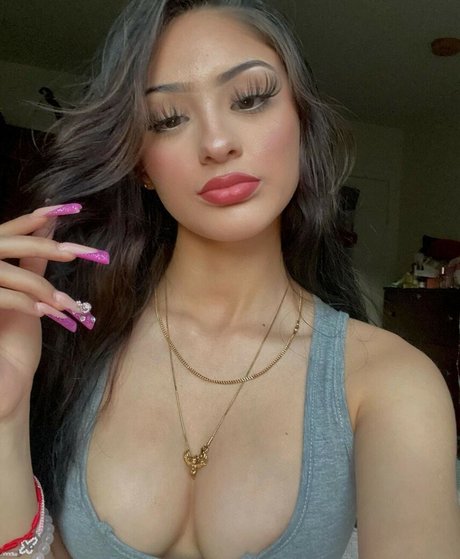 katiiebaeb star perfect pics