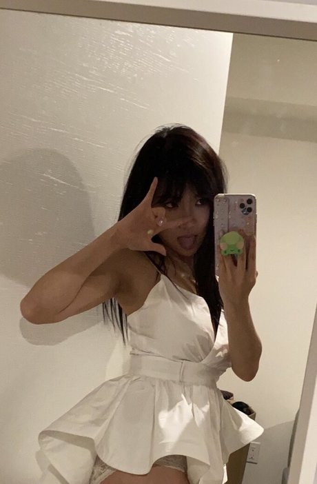 Aria Saki sexy actress archive