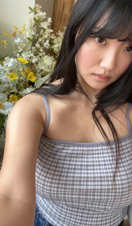 Aria Saki star porn photo