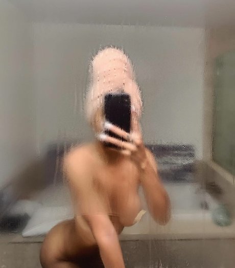 gold gypsy pornstar perfect img