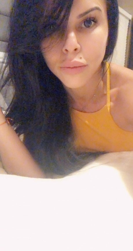 Diamond Kitty star porn image