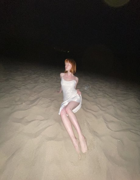 Arina Bik model sexy picture