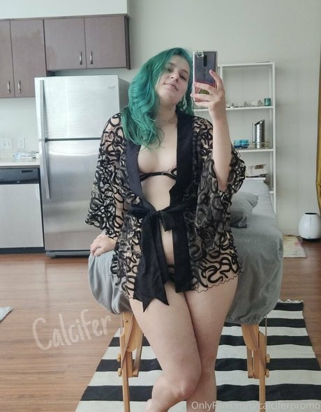 calciferpromo model nude photo