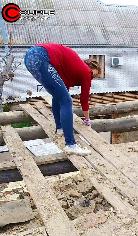 Creative Couple model top galleries