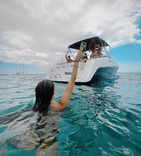 janadeoliveira_ model best picture