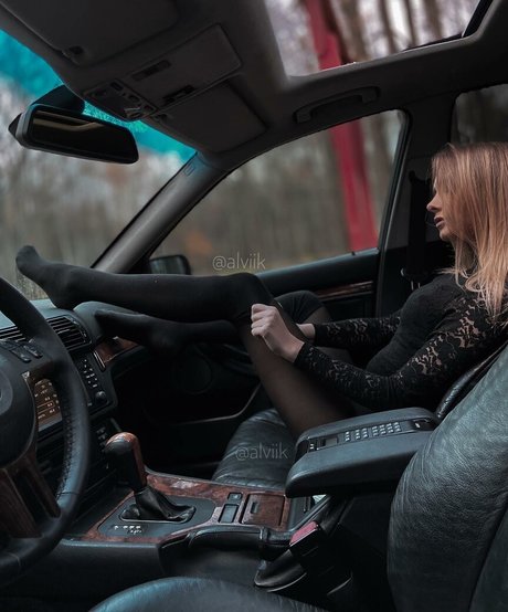 Alviik actress galleries