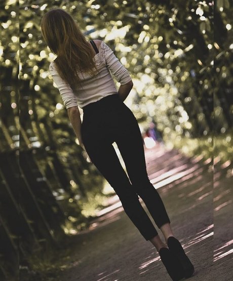 Alviik high quality actress pic