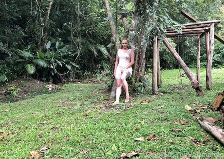 brunafree perfect actress images