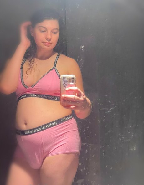 chippiechipsbimbo star high quality photo