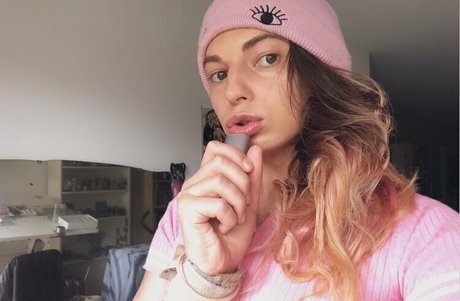 chippiechipsbimbo model nudes photo