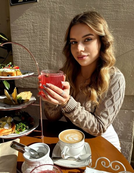 lucky ashley pornographic actress archive