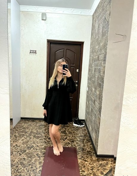 lucky ashley star nudes photos