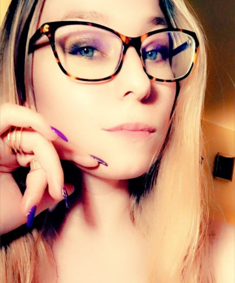 Your Royal Majesty_ star hot image