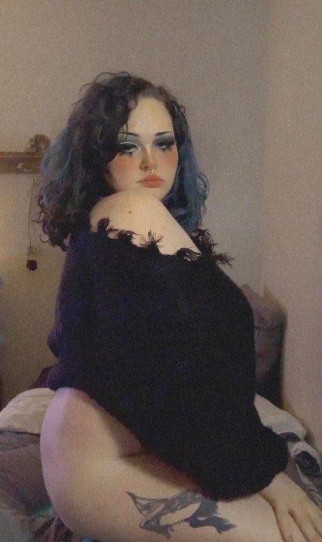 Regan Noire star naked photos