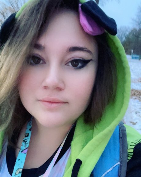 Lilly Doll best star photos