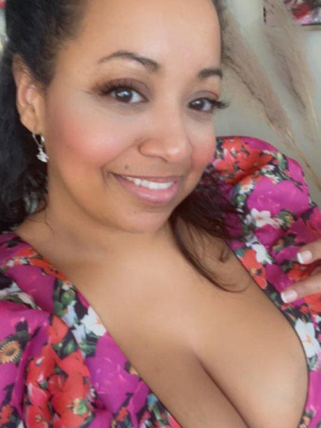 Millions pretty model image