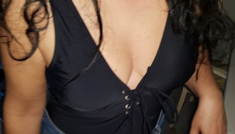 Saramilf pornstar adult image