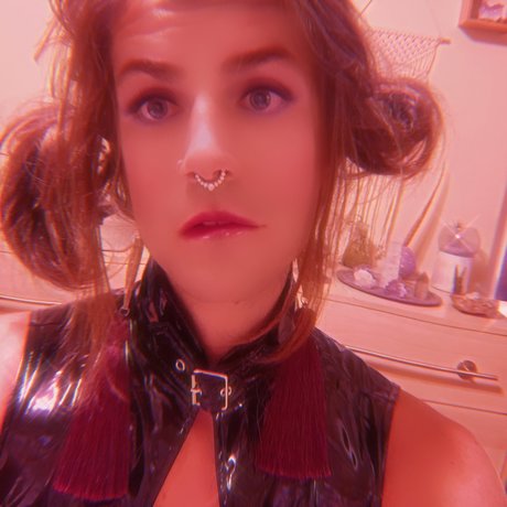 Sara June star free pic