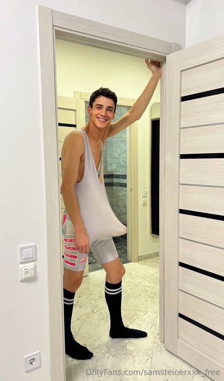 Sam Steiner FREE top actress picture