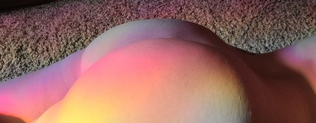 SamSamSoaker pretty pornstar photos