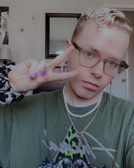 SAMMY adult model galleries