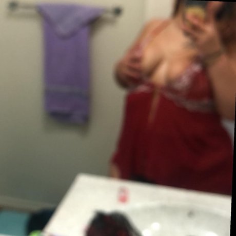 SUNNY SMILES model hot gallery