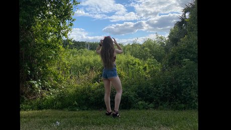 Daddy Sass model high quality img