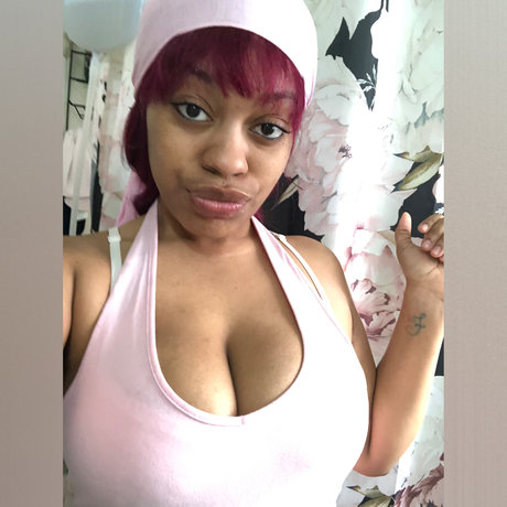 saharatray model beautiful photo